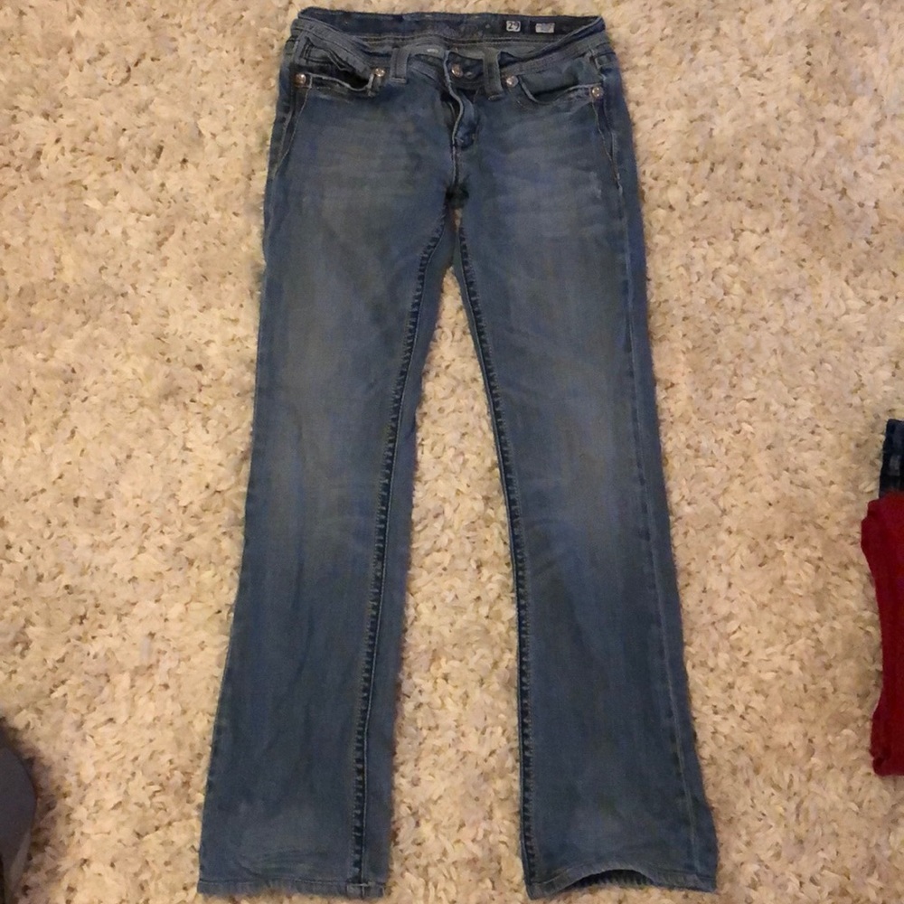 Light wash jeans